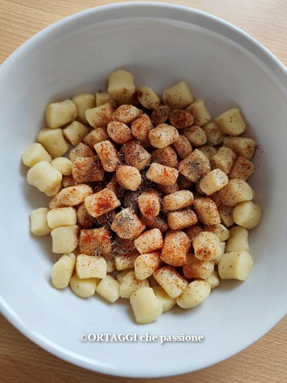 aggiungere aromi alle chicche di patate