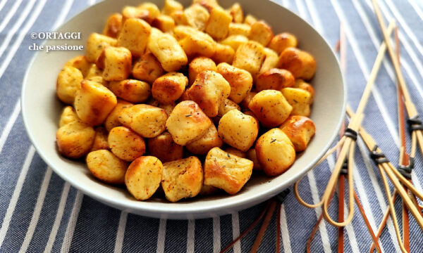 Gnocchi fritti in friggitrice ad aria, meglio delle patatine