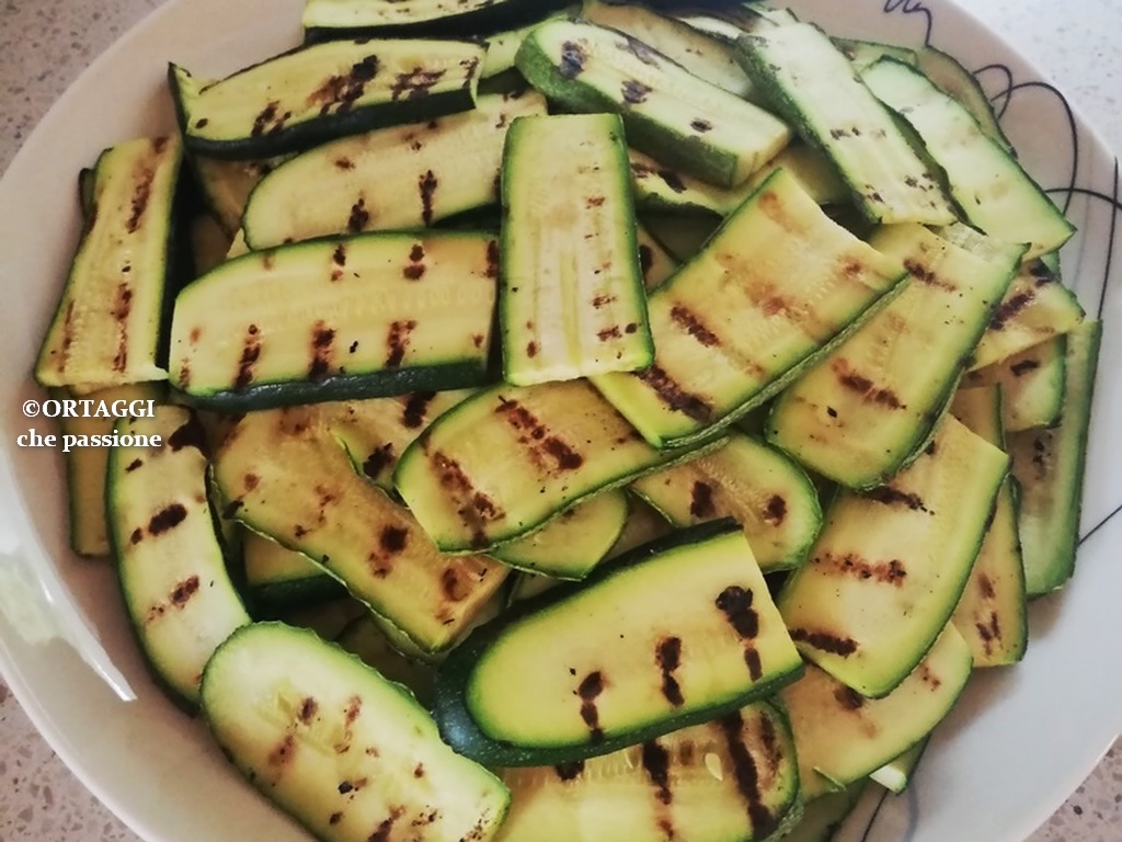 zucchine grigliate veloci in padella antiaderente o griglia