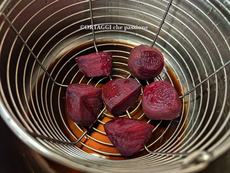 cottura in pentola a pressione - barbabietola rossa