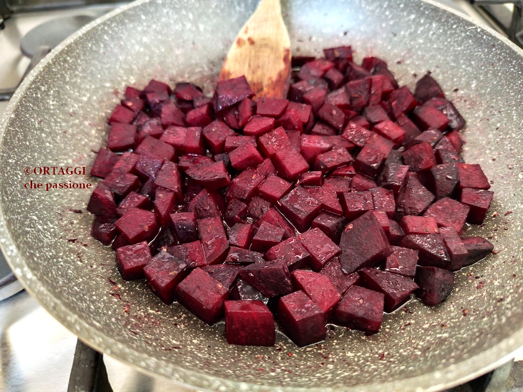 barbabietole rosse in padella contorno gustoso