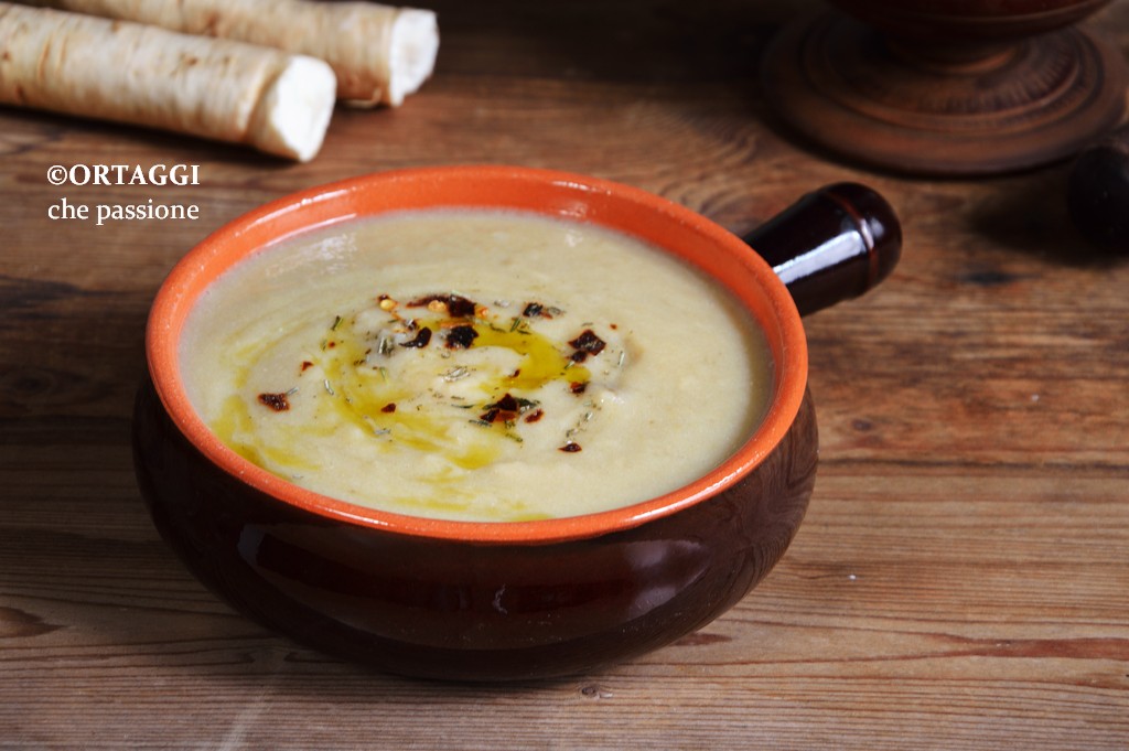 Vellutata di radici amare - crema gustosa