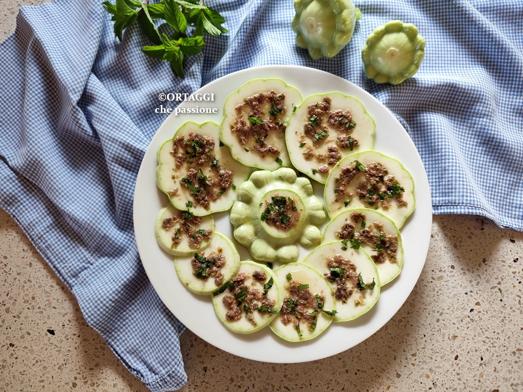 carpaccio zucchine patisson crude