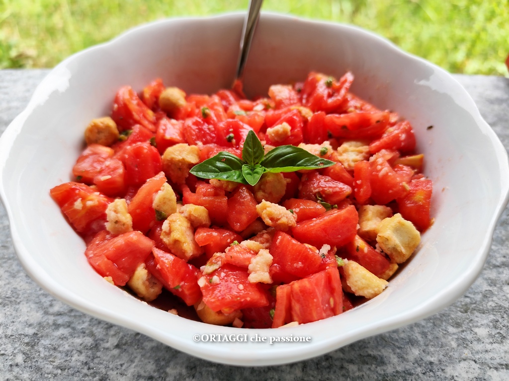 Pappa al pomodoro estiva della nonna Benedetta