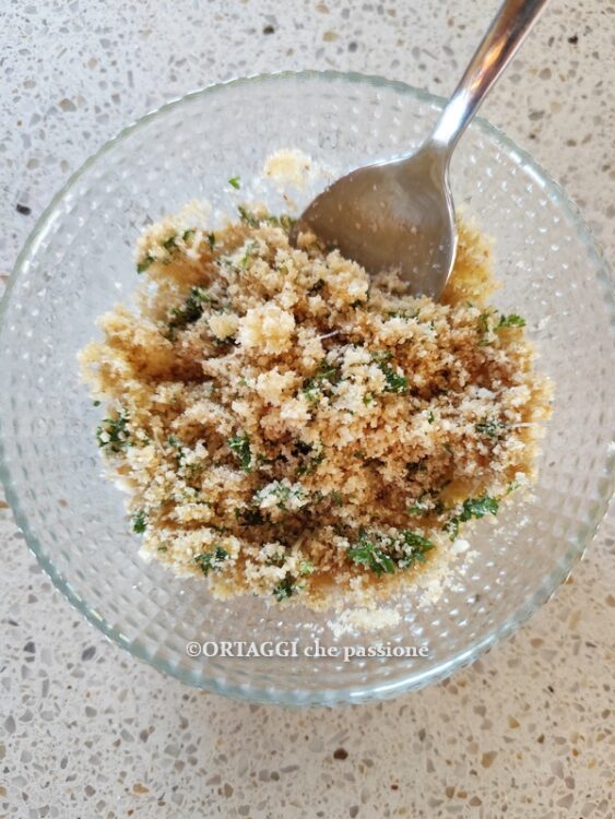 mescolare panatura per pomodori gratinati