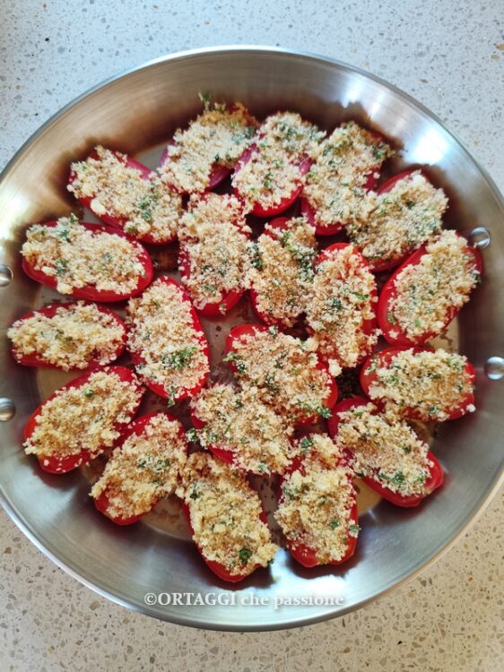 pomodori san marzano con panatura sopra