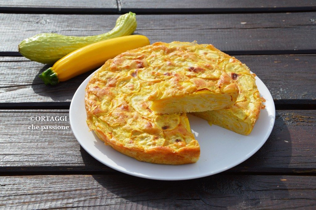 torta invisibile con zucchine gialle veloce e sfiziosa
