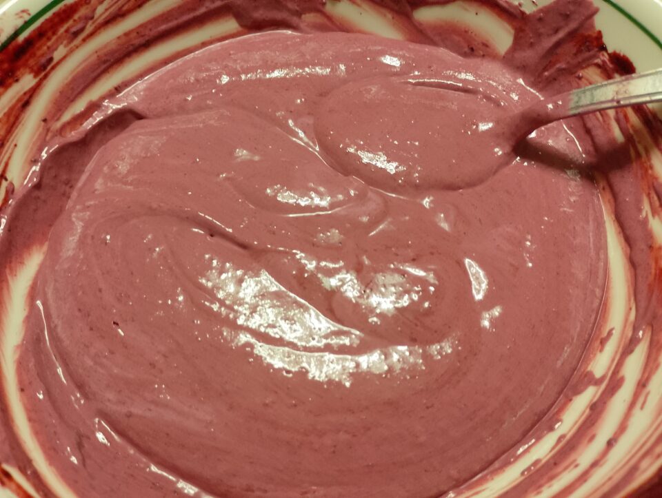 Crema cruda ai Mirtilli