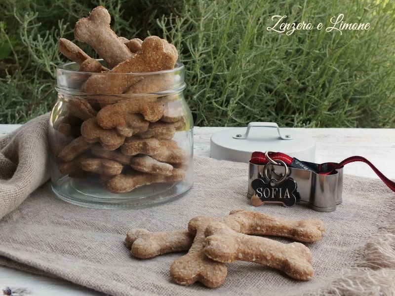 Biscotti per cani alle patate