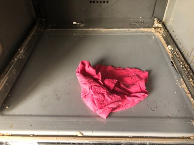 come pulire il forno - procedimento 4