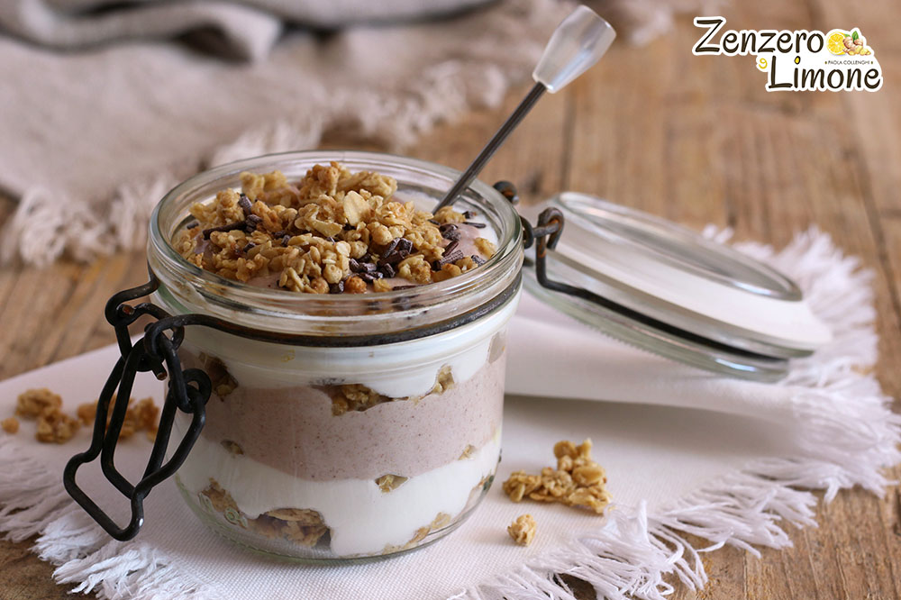 dessert allo yogurt bicolore