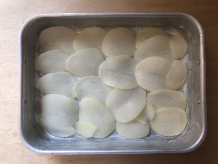 millefoglie di patate e prosciutto - primo strato