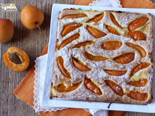 Focaccia dolce alle albicocche