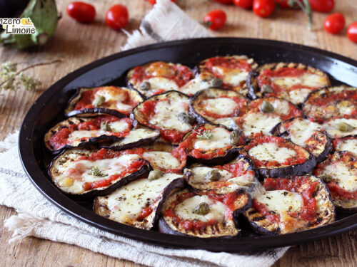 Pizza di melanzane | ricetta semplice