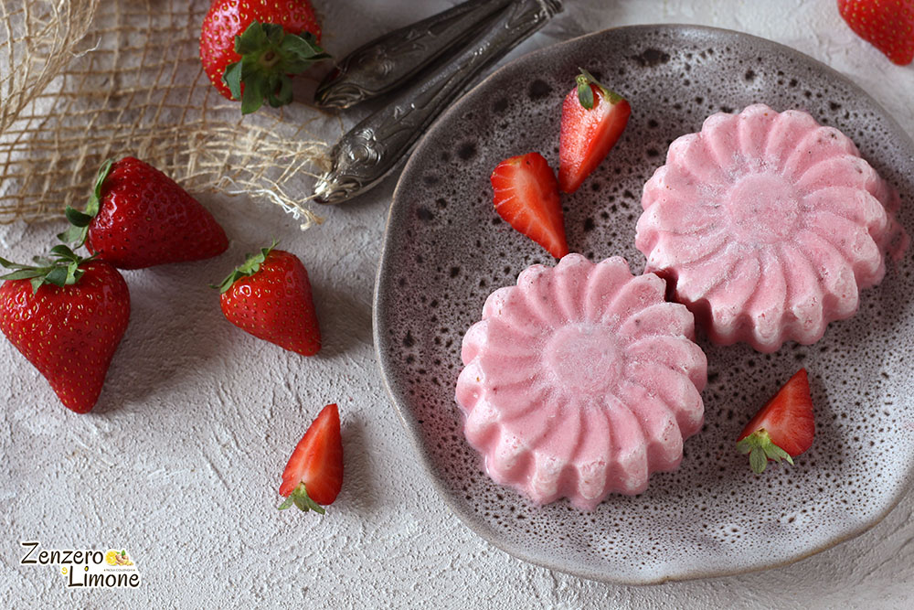 Semifreddo alle fragole e yogurt