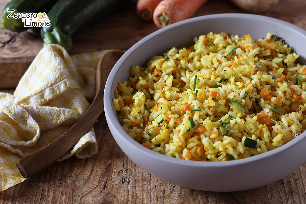 Riso bollito con verdure