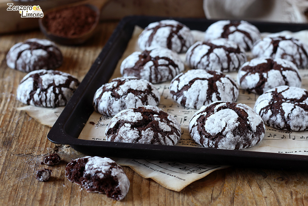 Chocolate crinkles