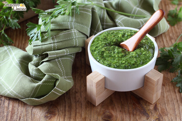 Salsa al prezzemolo cremosa