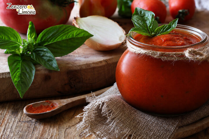 Sugo di pomodoro al forno