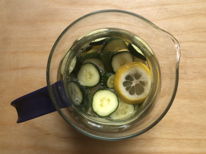 acqua disintossicante - caraffa