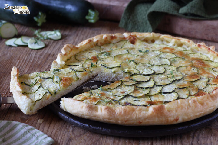 torta salata con zucchine e crescenza - FETTA