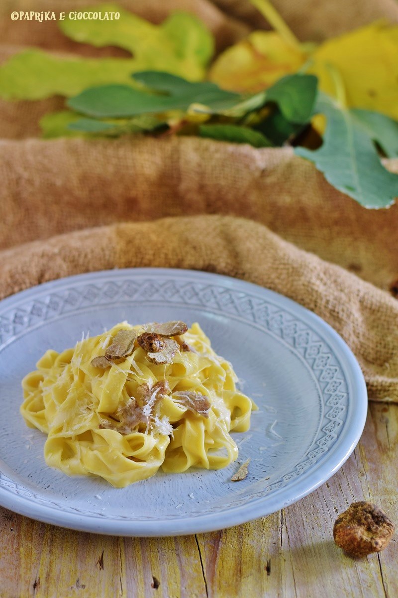 Tagliatelle con panna e Tartufo