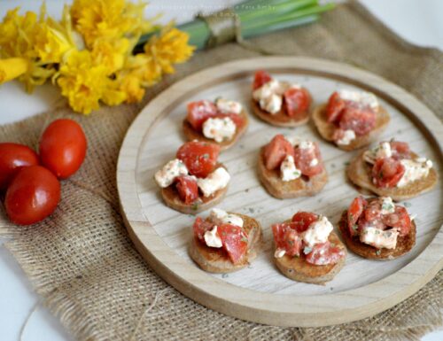 BLINIS INTEGRALI CON POMODORINI E FETA BIMBY