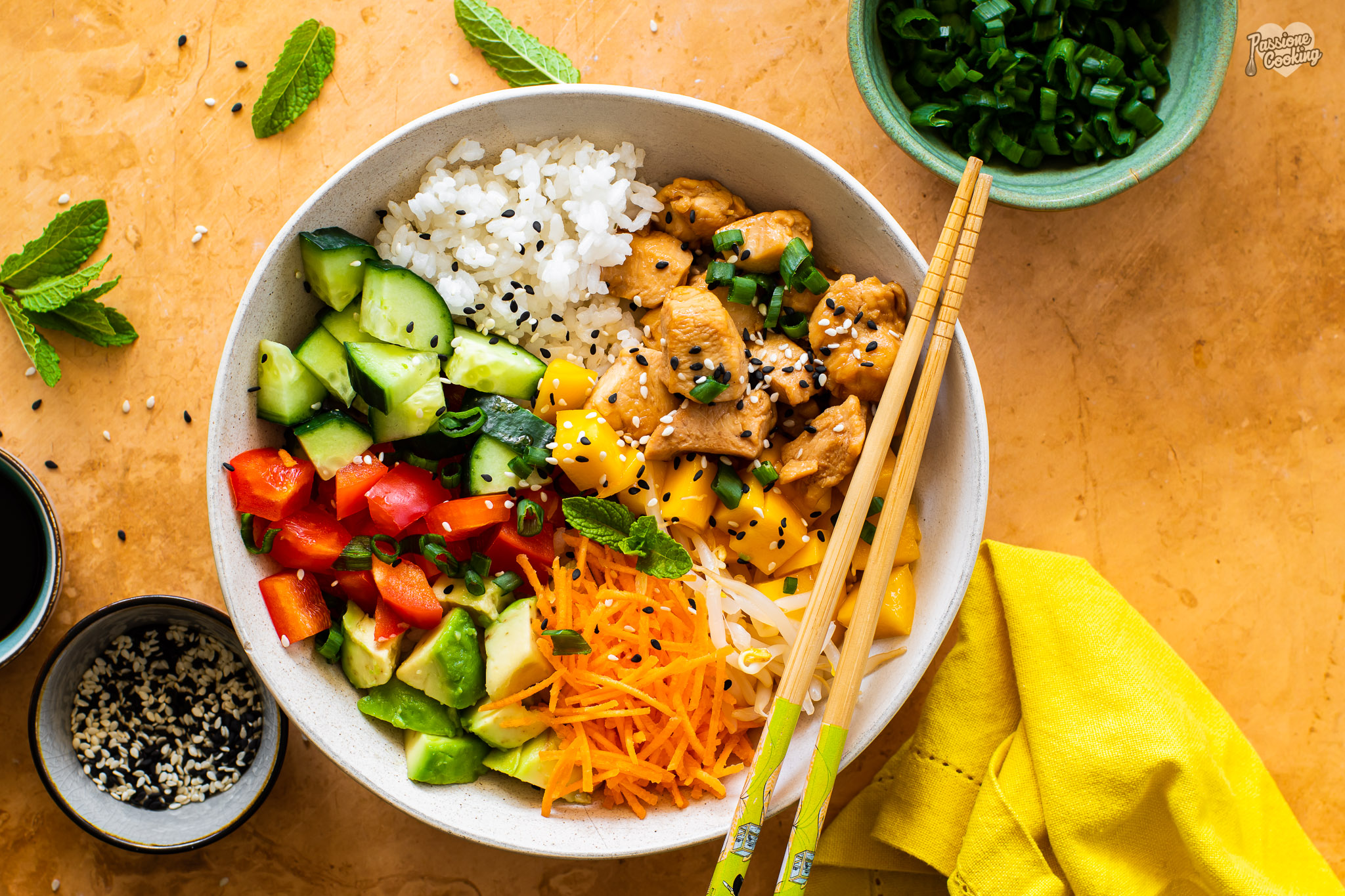 Poke bowl con pollo