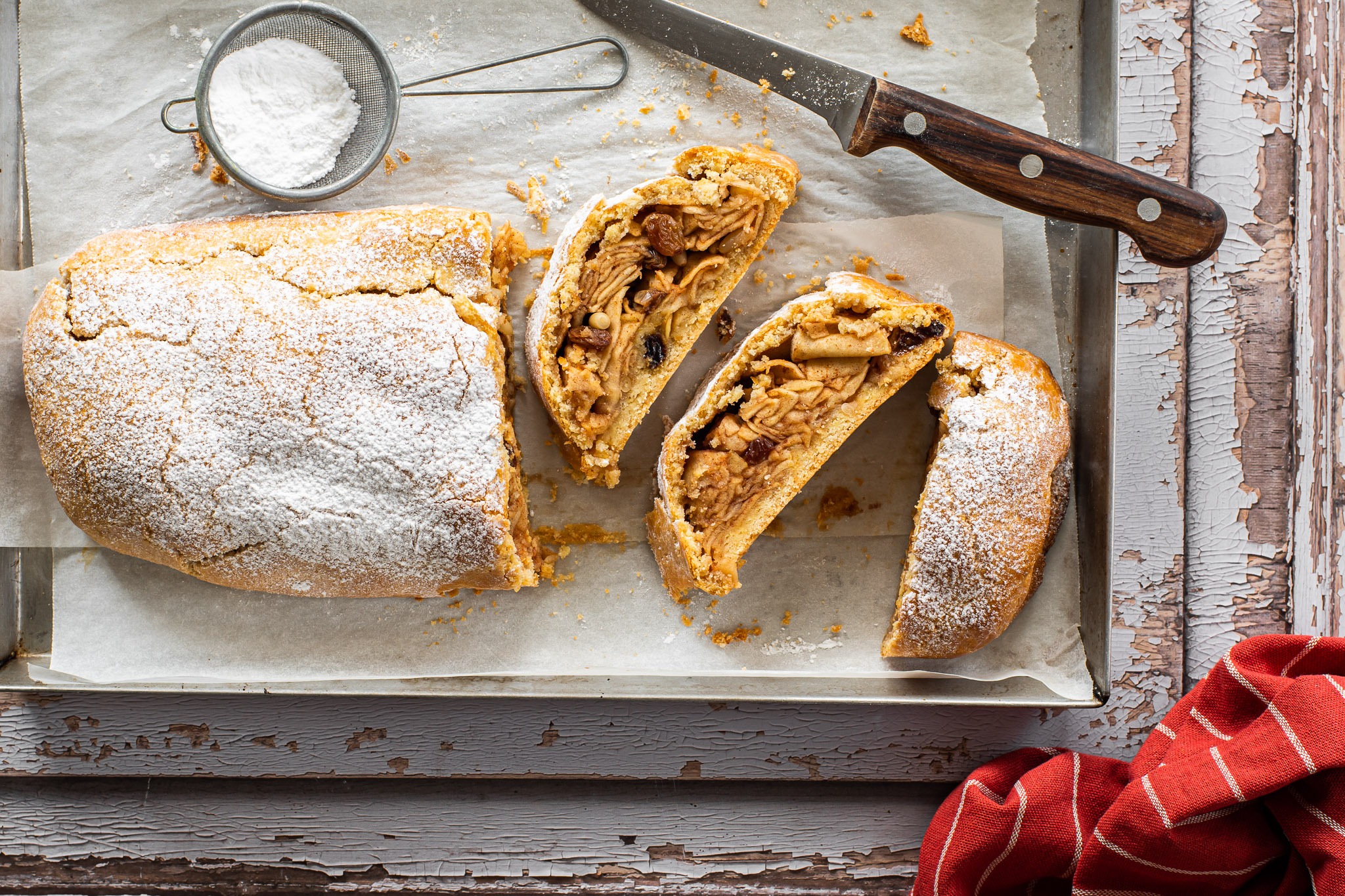 Strudel con pasta frolla al farro