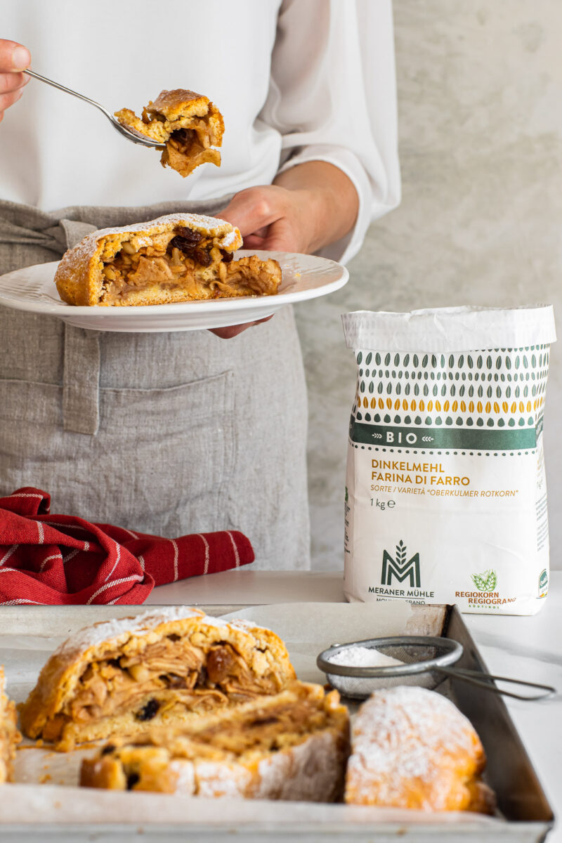 Strudel con pasta frolla al farro