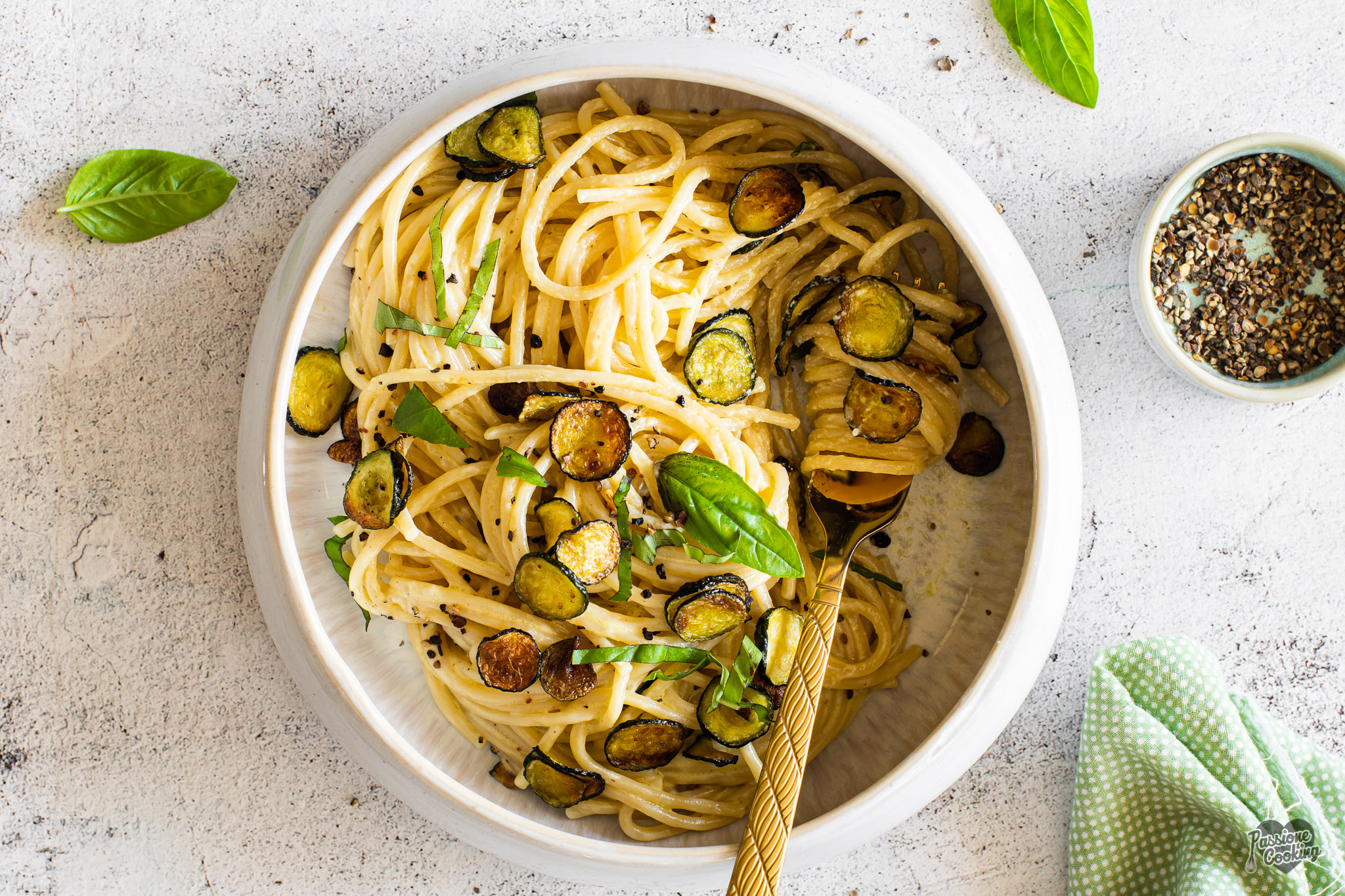 Pasta con mascarpone e zucchine