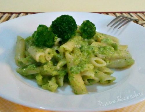 Pasta col broccolo alla catanese