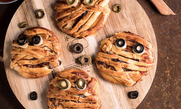 Pizzette Mummia, idea salata per Halloween