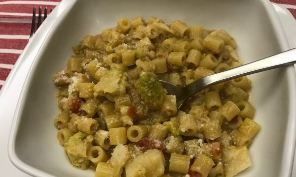 Minestra di pasta e broccolo romanesco