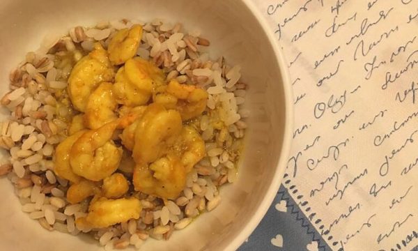 Gamberetti cocco e curry con cereali