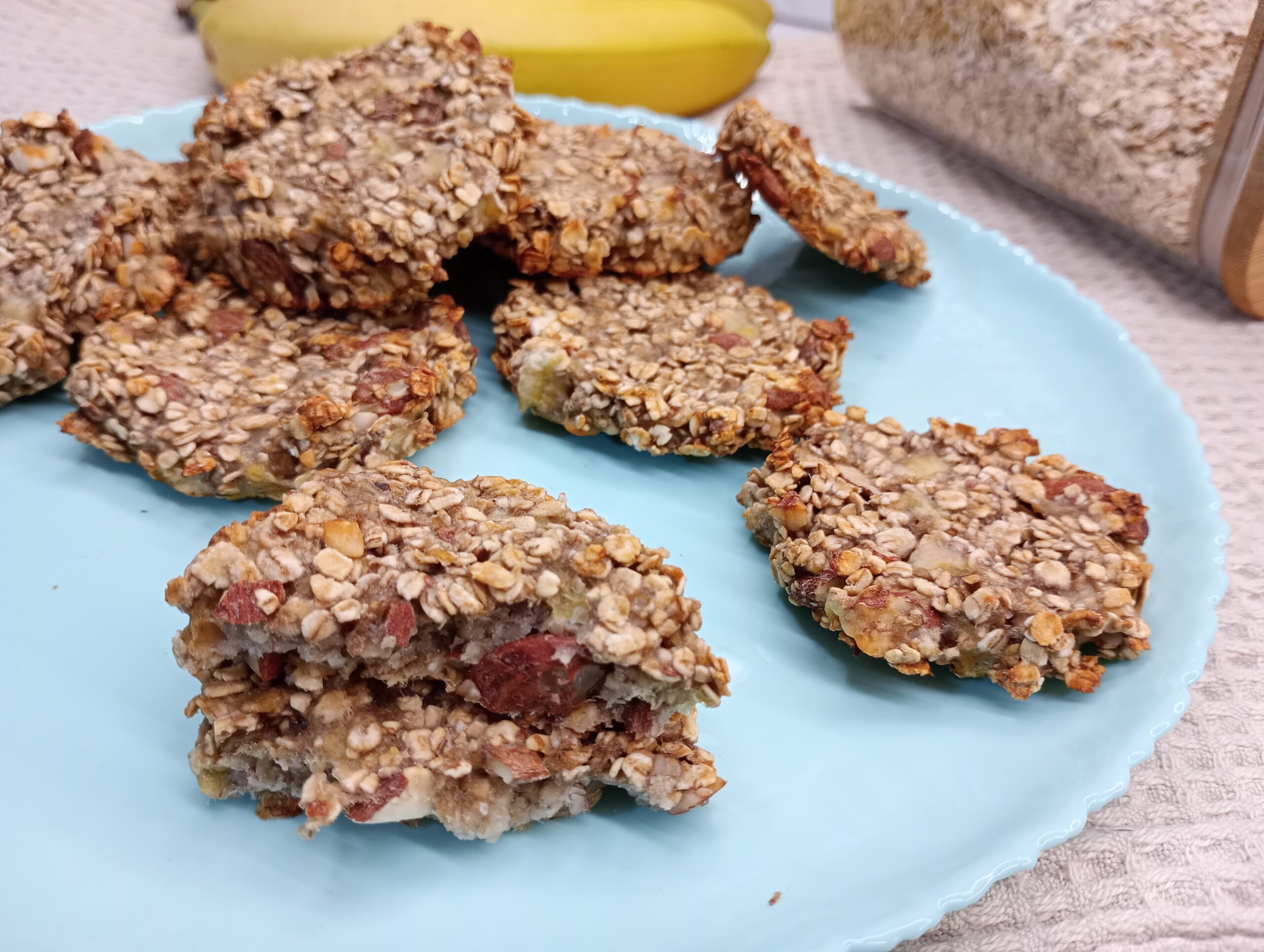 Biscotti con banana e fiocchi di avena - PasticcidiGiù
