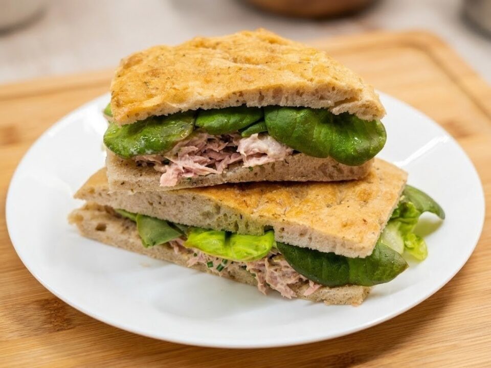 Focaccia con farina tipo 1 in friggitrice ad aria. 