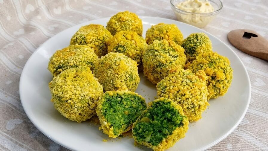 Queste polpette con bietole e ceci sono un’idea perfetta per chi cerca un secondo piatto leggero, nutriente e facilissimo da preparare.
