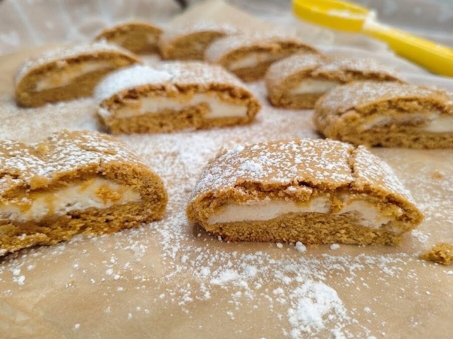 Cantucci morbidi al caffè ripieni di ricotta: vi dico subito che questi biscotti morbidi sono una vera bomba di gusto! 