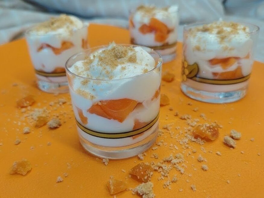 Dessert Veloce alle Albicocche: Fresco e Senza Cottura.