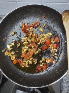 Spaghetti aglio e olio ricchi preparazione  
