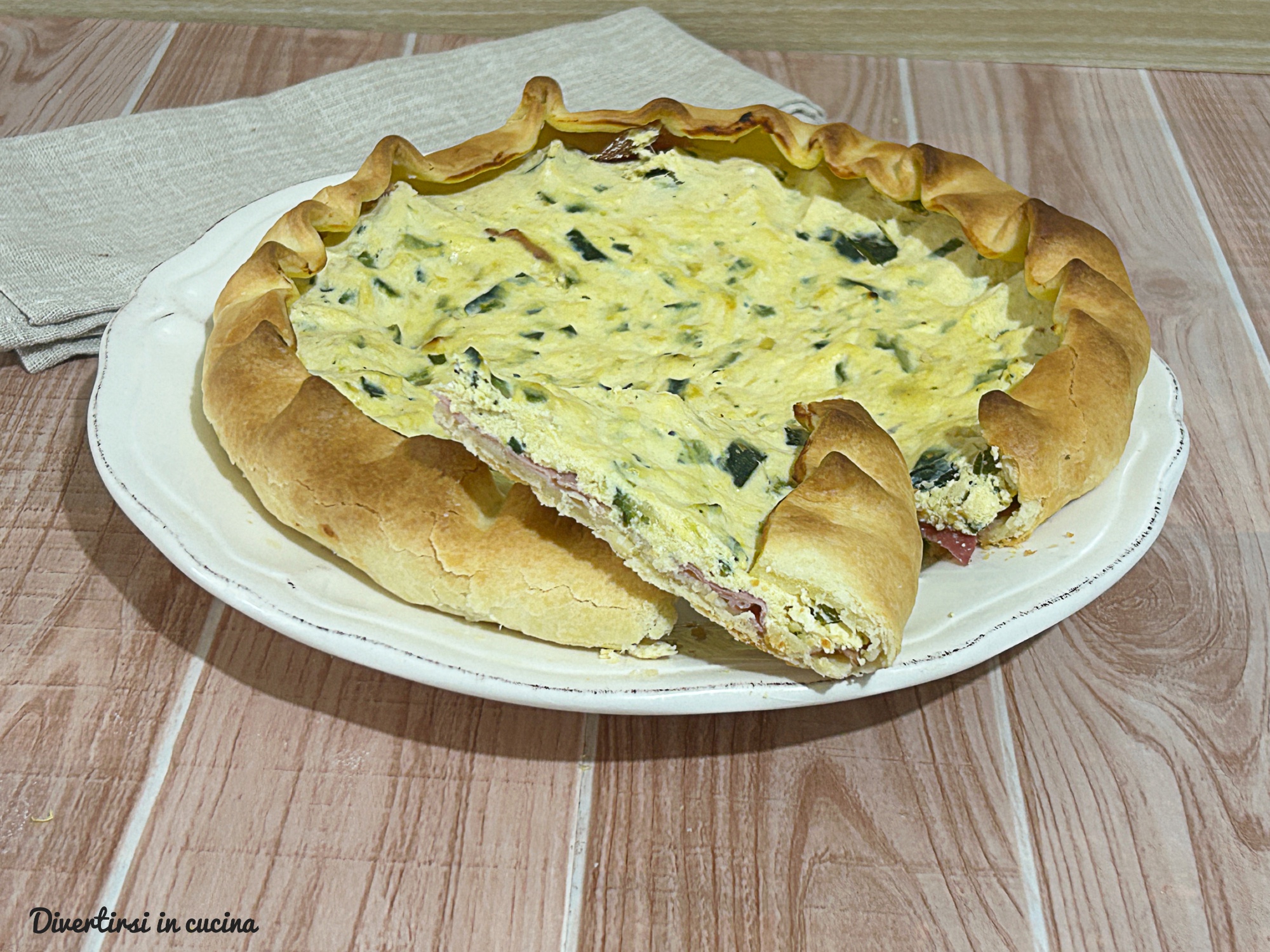 Torta salata zucchine ricotta e speck