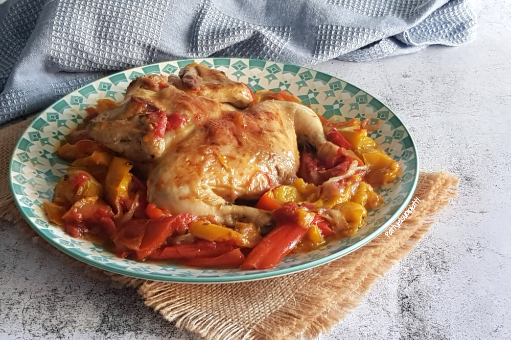 galletto amburghese con peperoni in padella