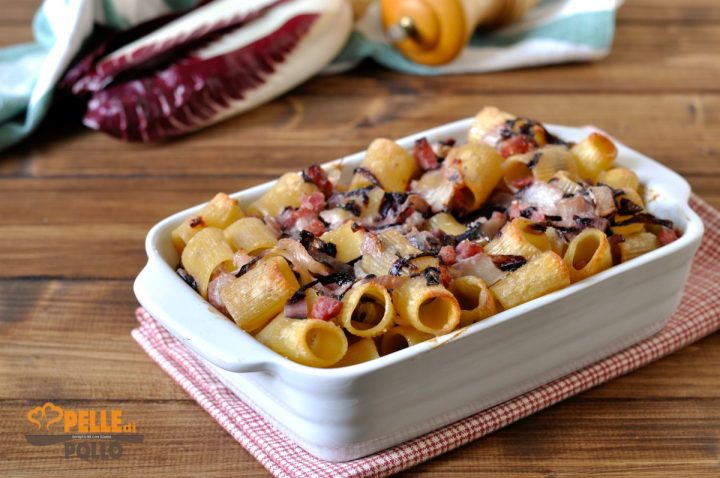 Pasta Al Forno Con Radicchio E Salsiccia Pelle Di Pollo