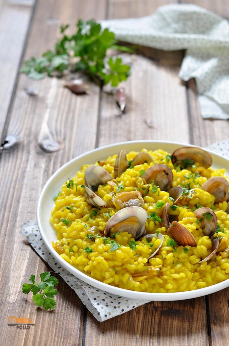 Risotto alle vongole e zafferano - Pelle di Pollo Blog