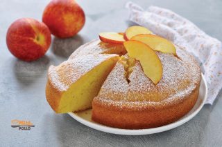torta con pesche frullate