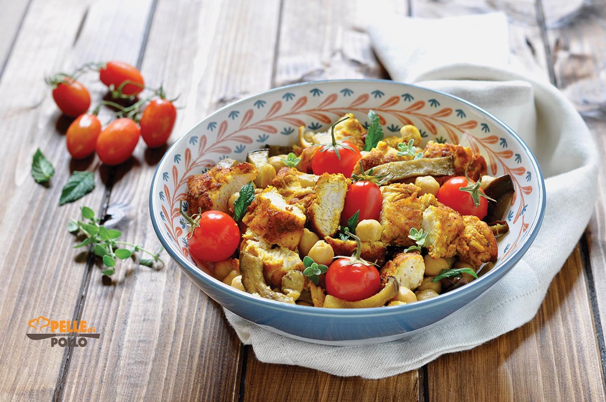 Insalata di pollo speziata con ceci e melanzane - Pelle di Pollo