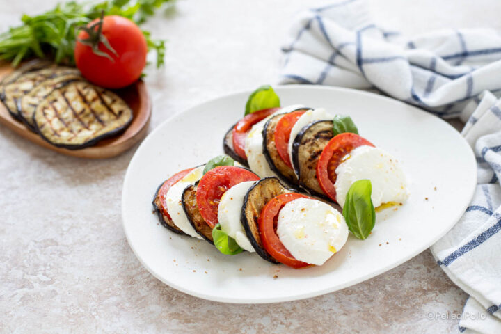 caprese con melanzane