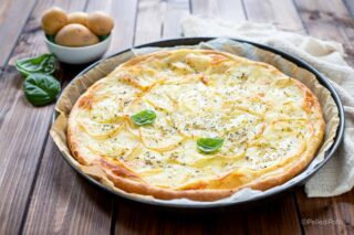 sfogliata di patate e stracchino