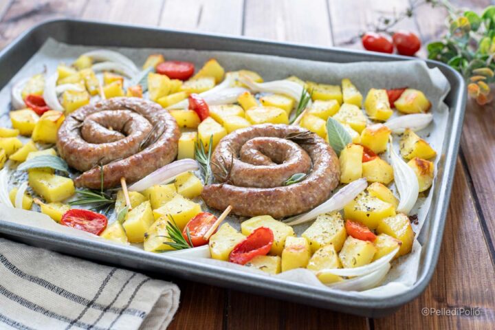 salsicce e patate al forno alla siciliana